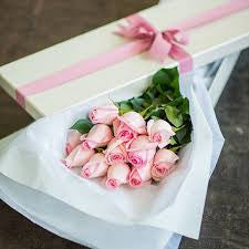 Elegant Boxed Dozen rose