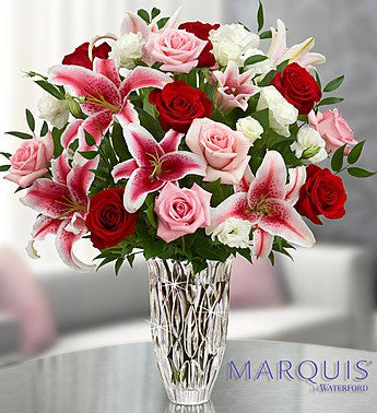 Ramo de rosas y lirios ruborizados Marquis by Waterford®