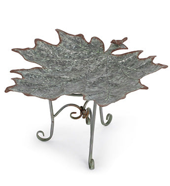 Comedero para pájaros de hoja de arce